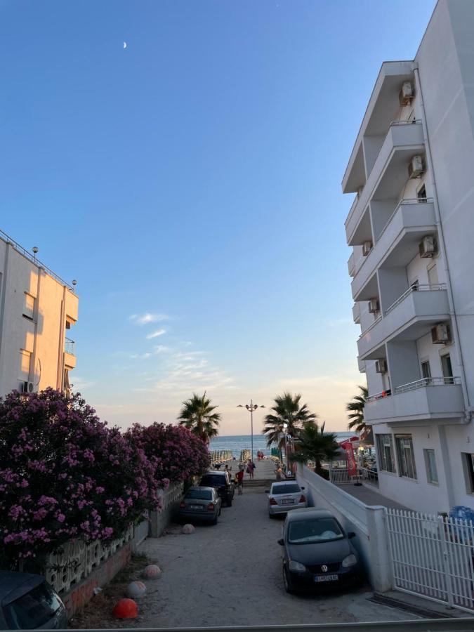 Flors Apartments Durrës Exterior foto