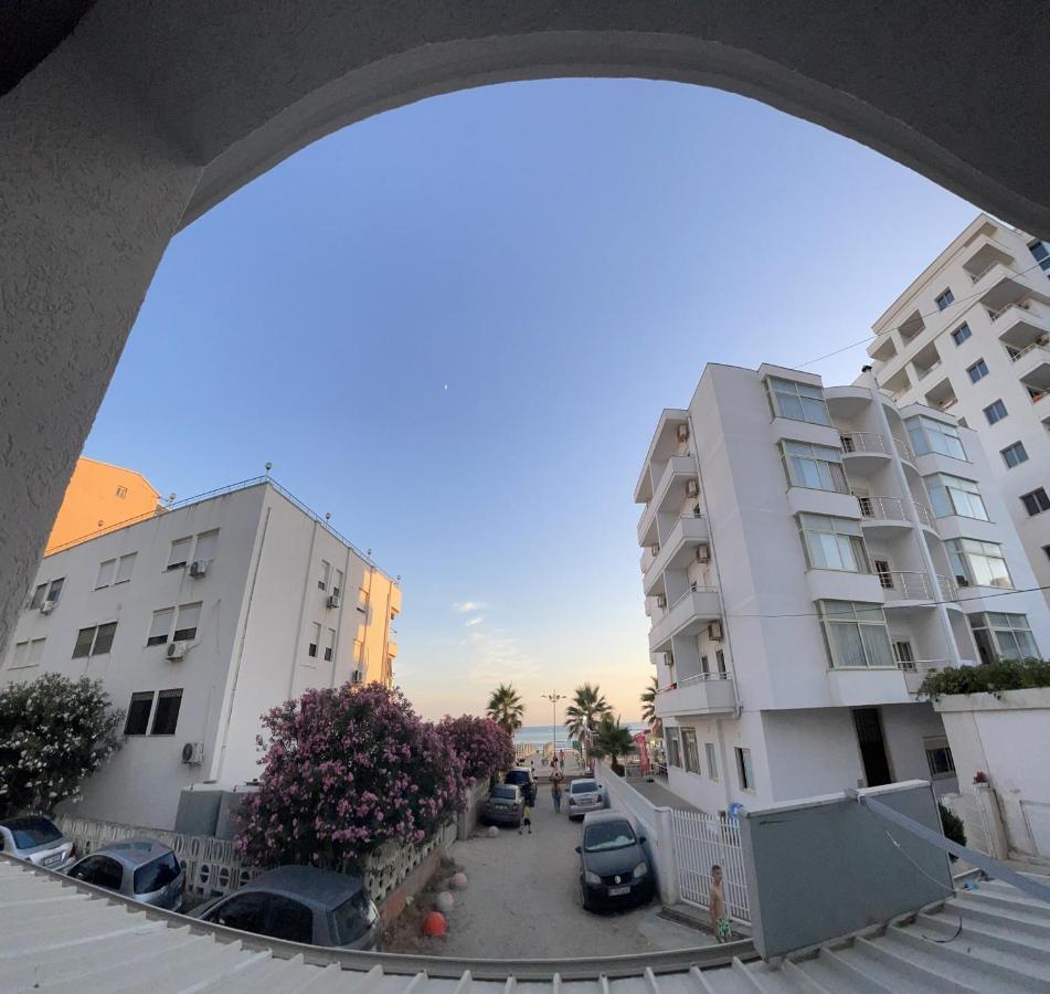 Flors Apartments Durrës Exterior foto